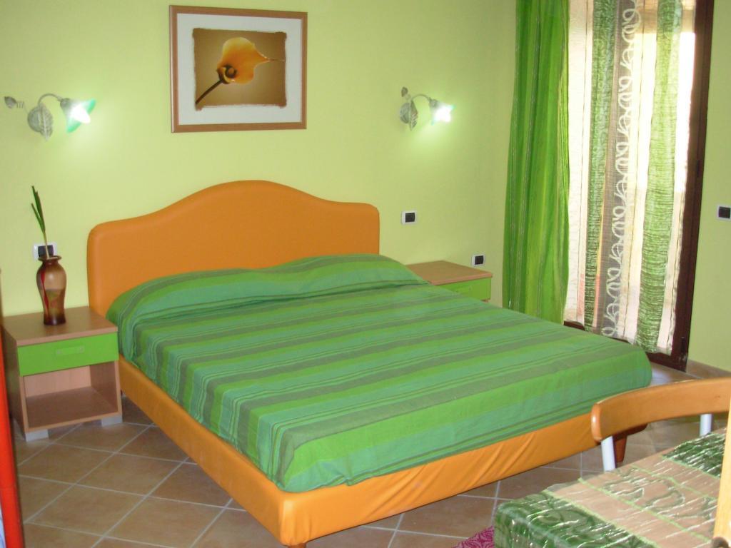 B&B Sotto Le Stelle Vacanze Bari Sardo Habitación foto